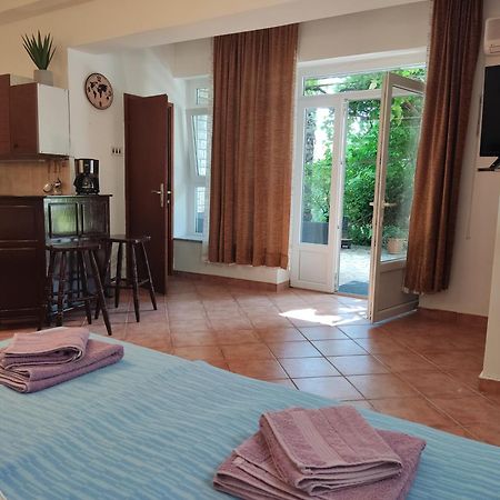 Apartment Koka, Sandy Beach Цриквеница Экстерьер фото