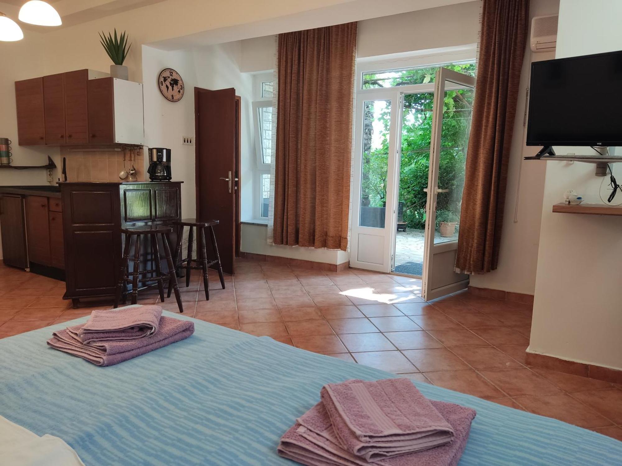 Apartment Koka, Sandy Beach Цриквеница Экстерьер фото